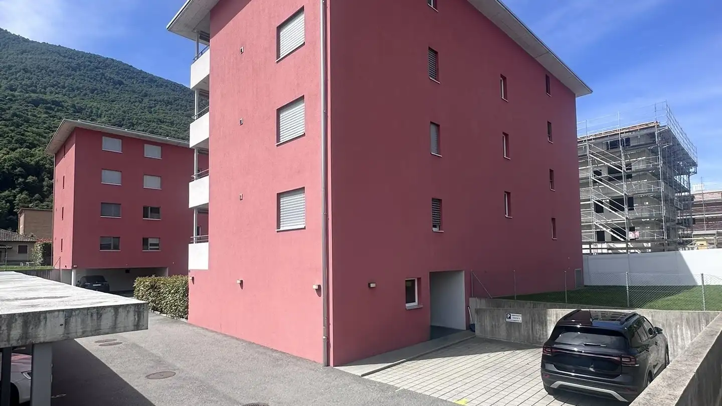 Wohnung mieten - Via Sasso Corbaro 2, 6593 Cadenazzo - Foto 2