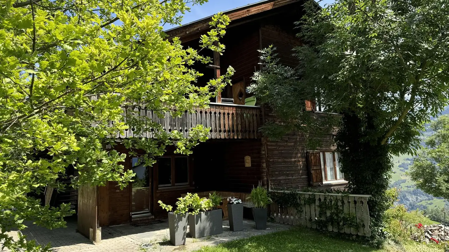 Residential building for sale - 7143 Morissen