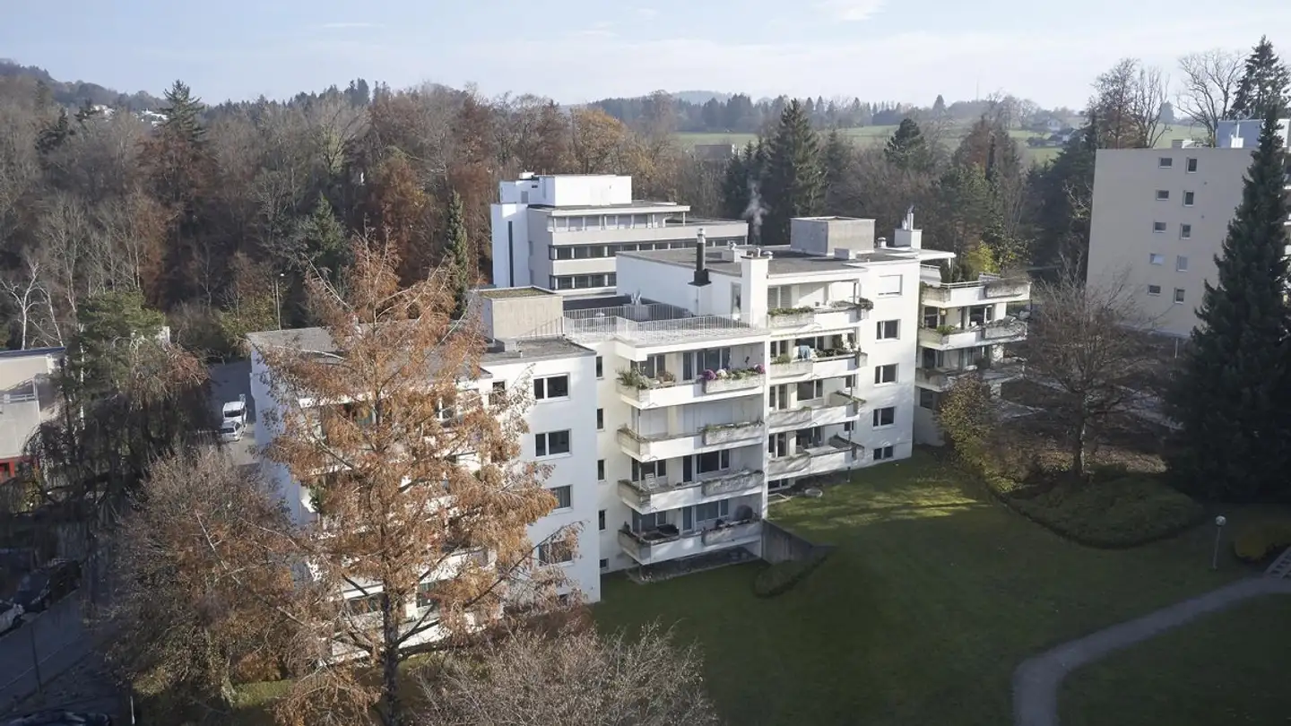 Parkplatz im Freien mieten - Bühlstrasse 5, 8125 Zollikerberg