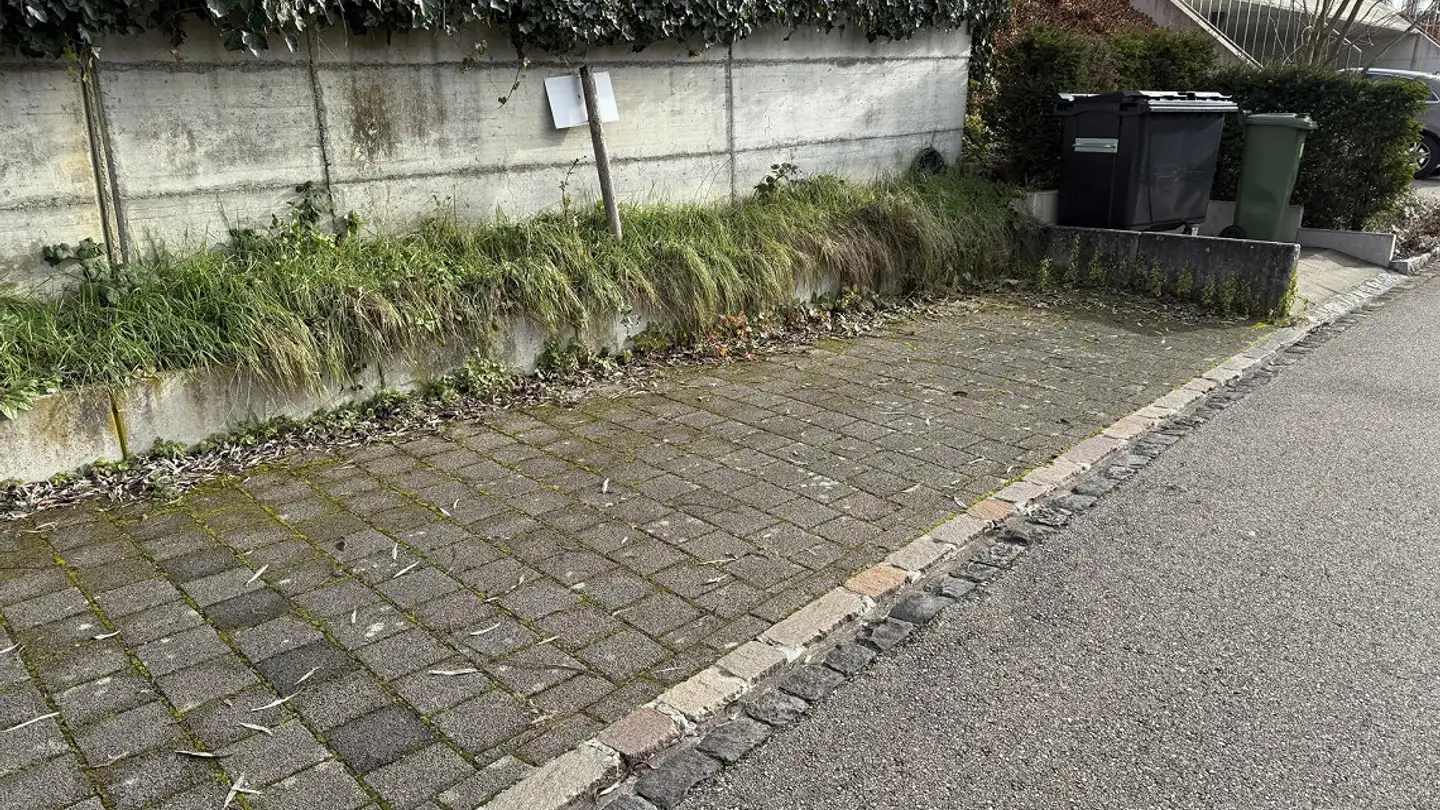 Parcheggio esterno in affitto - Grundackerstrasse, 4414 Füllinsdorf