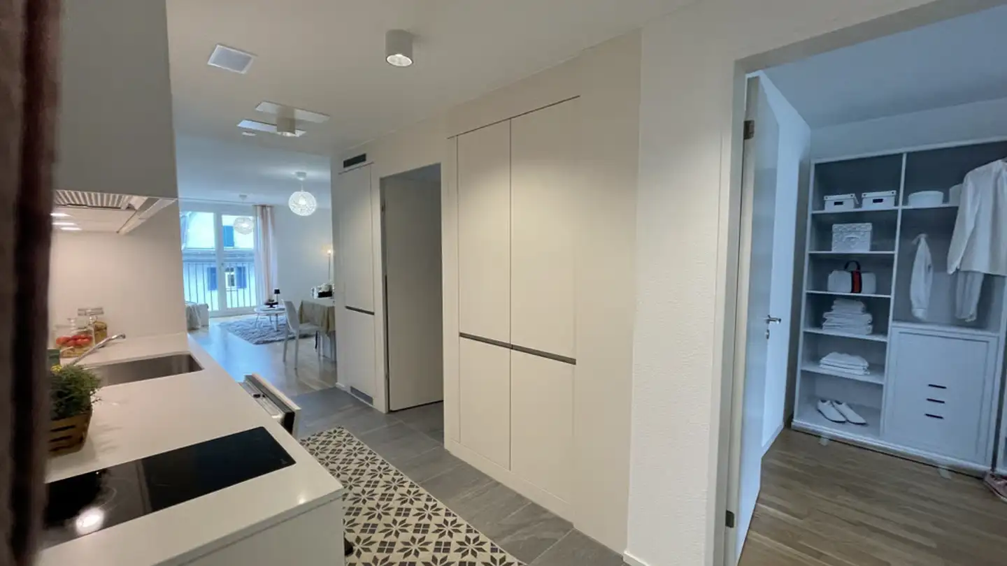 Apartment for rent - Schaffhauserstrasse 453, 8052 Zürich - Photo 2