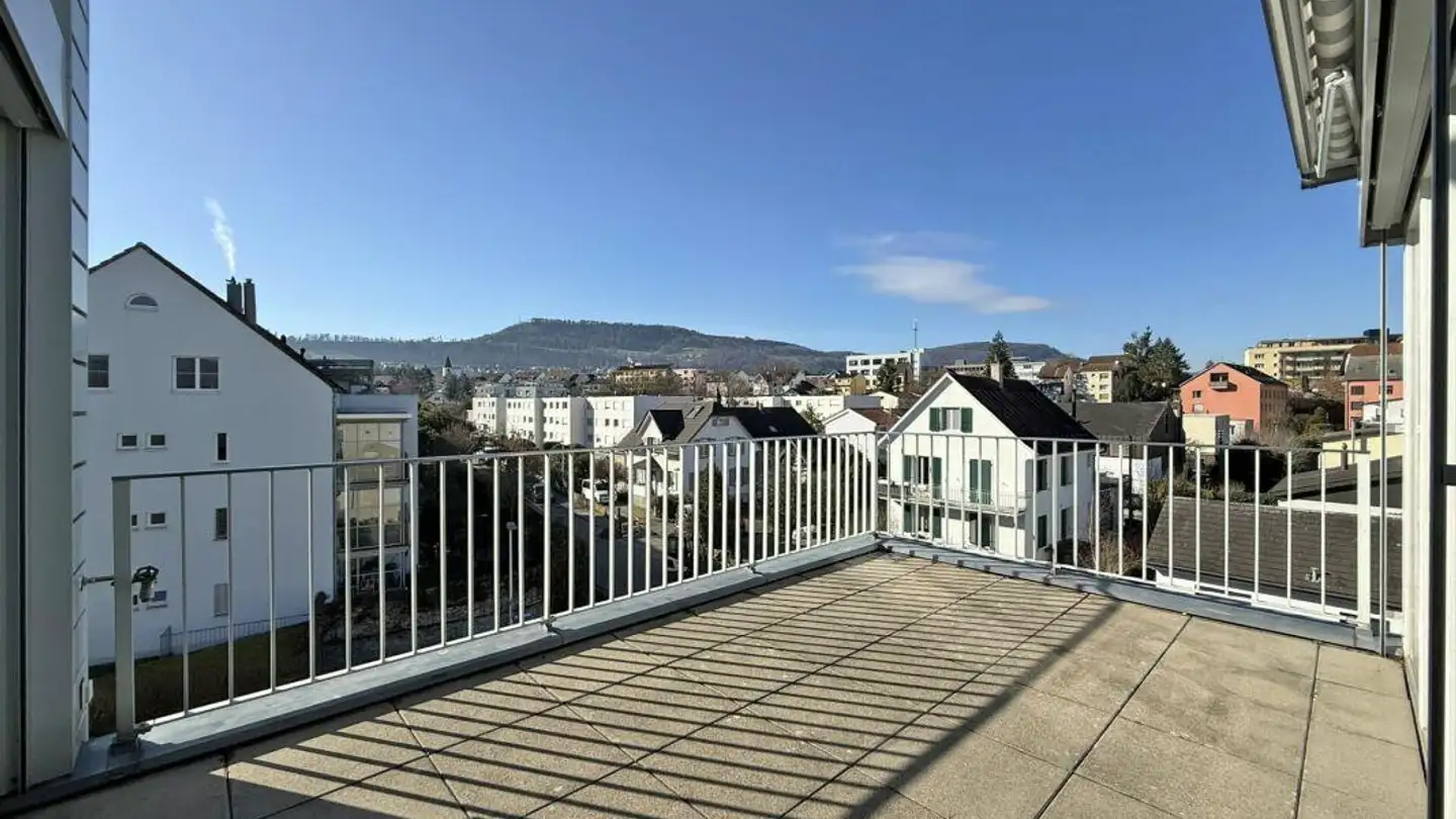 Attic flat for sale - In Der Au 9, 4147 Aesch BL - Photo 4