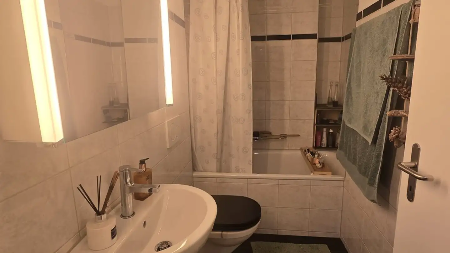 Chambre à louer - 6442 Gersau