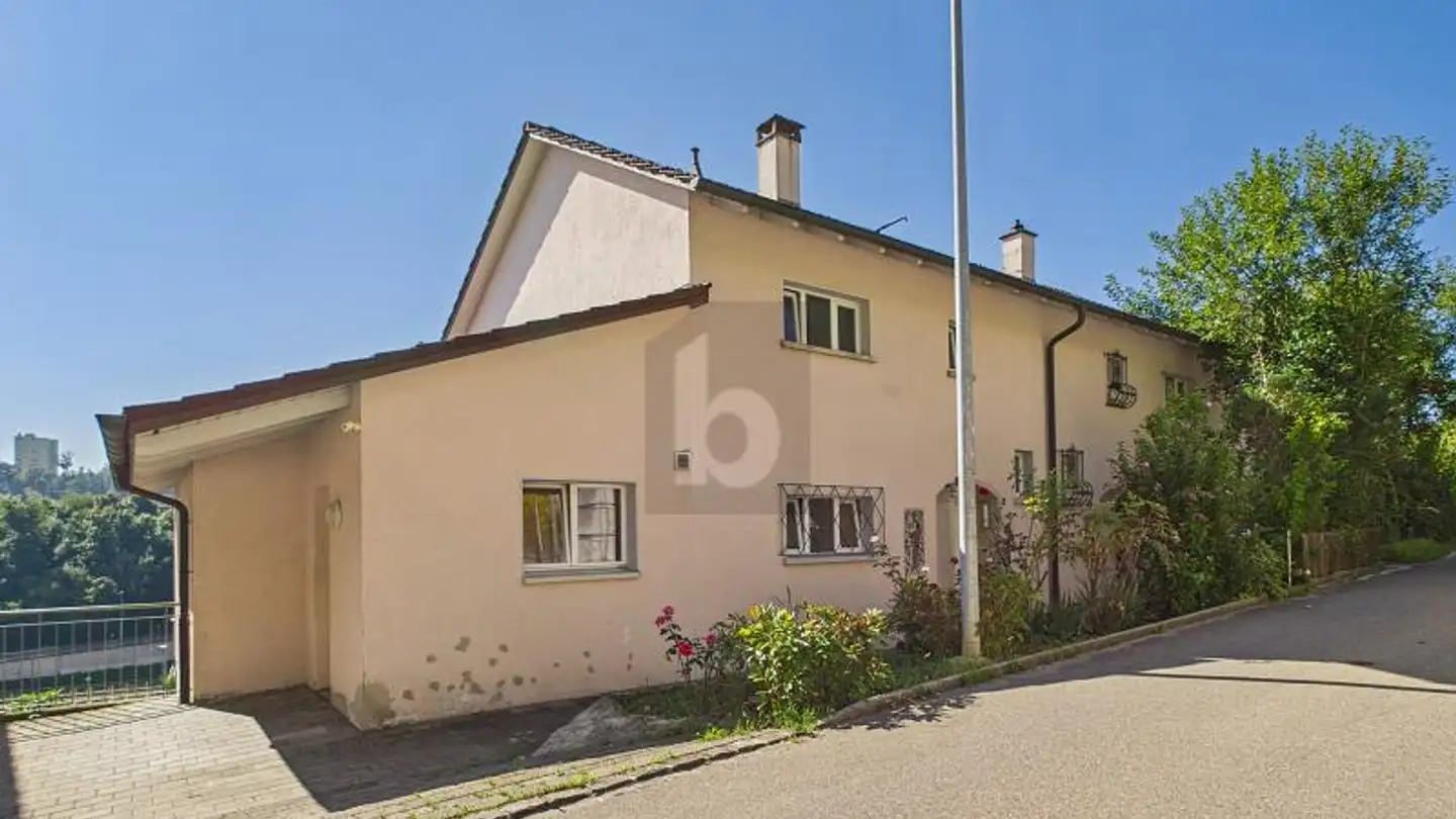 Semi-detached house for sale - 8200 Schaffhausen