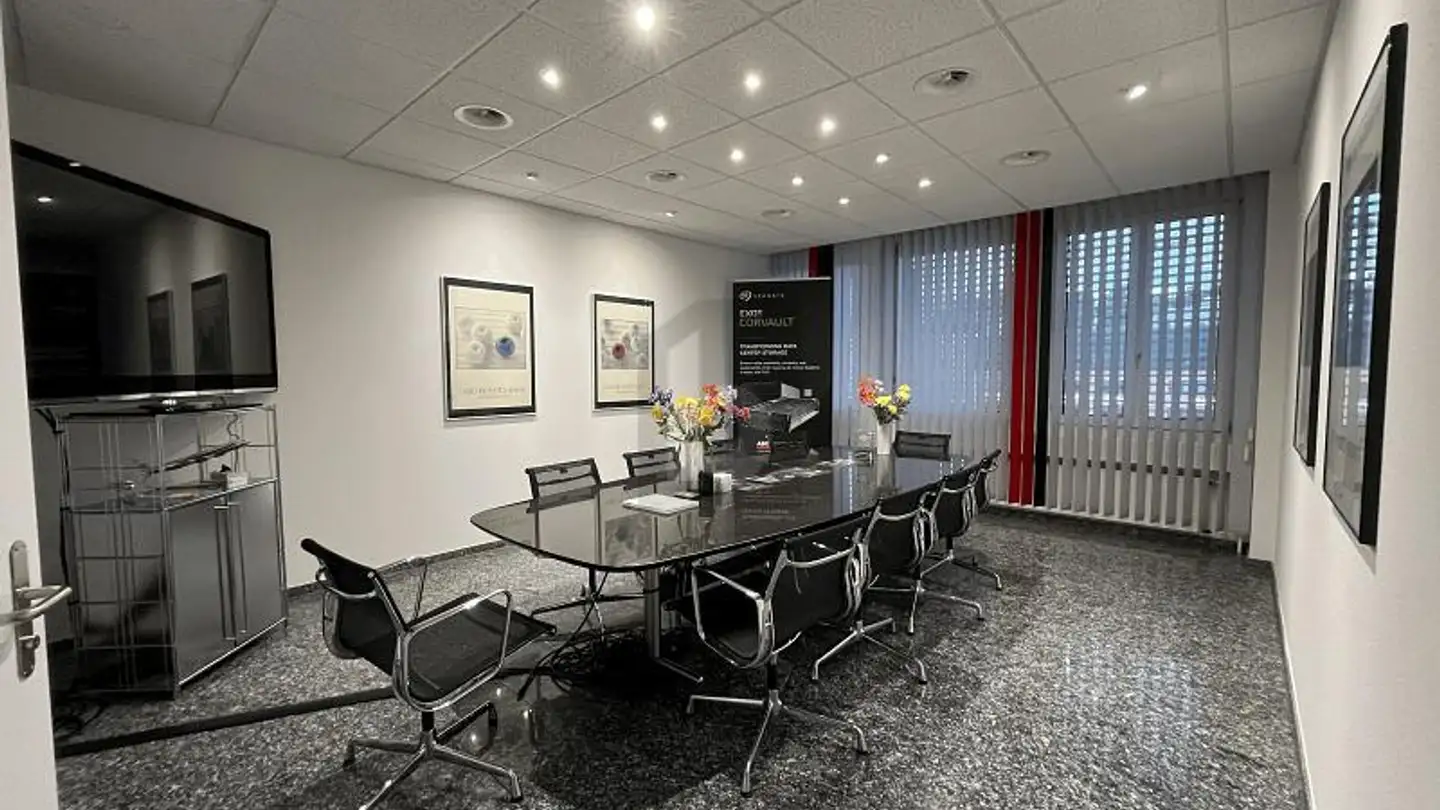 Office space for rent - 8952 Schlieren - Photo 2