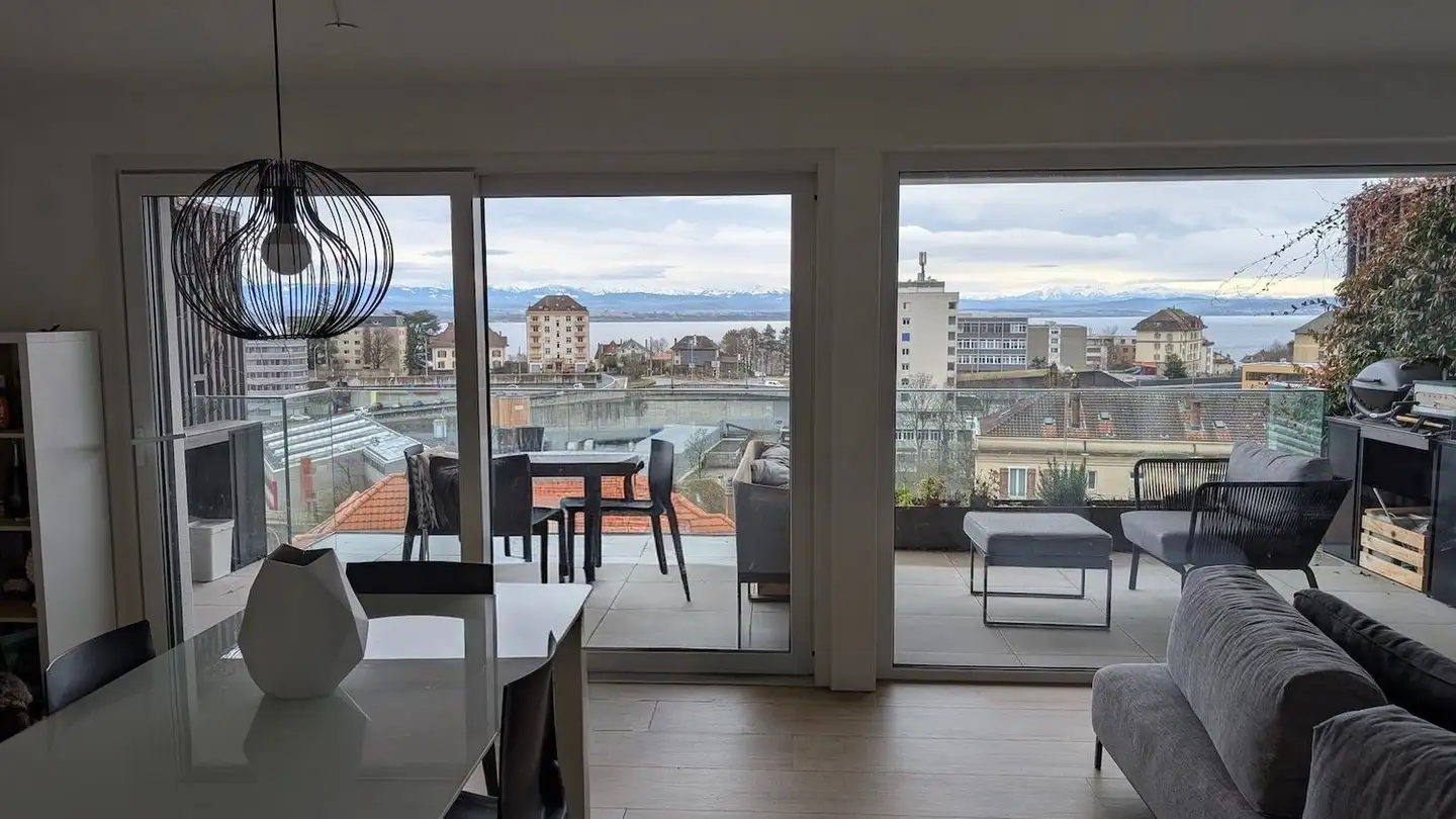 Appartement à louer - Avenue Des Alpes 3, 2000 Neuchâtel - Photo 2