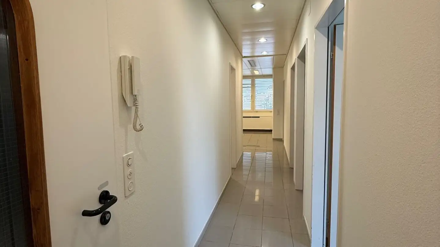 Bureau à louer - Via Castelrotto 15, 6600 Locarno - Photo 3