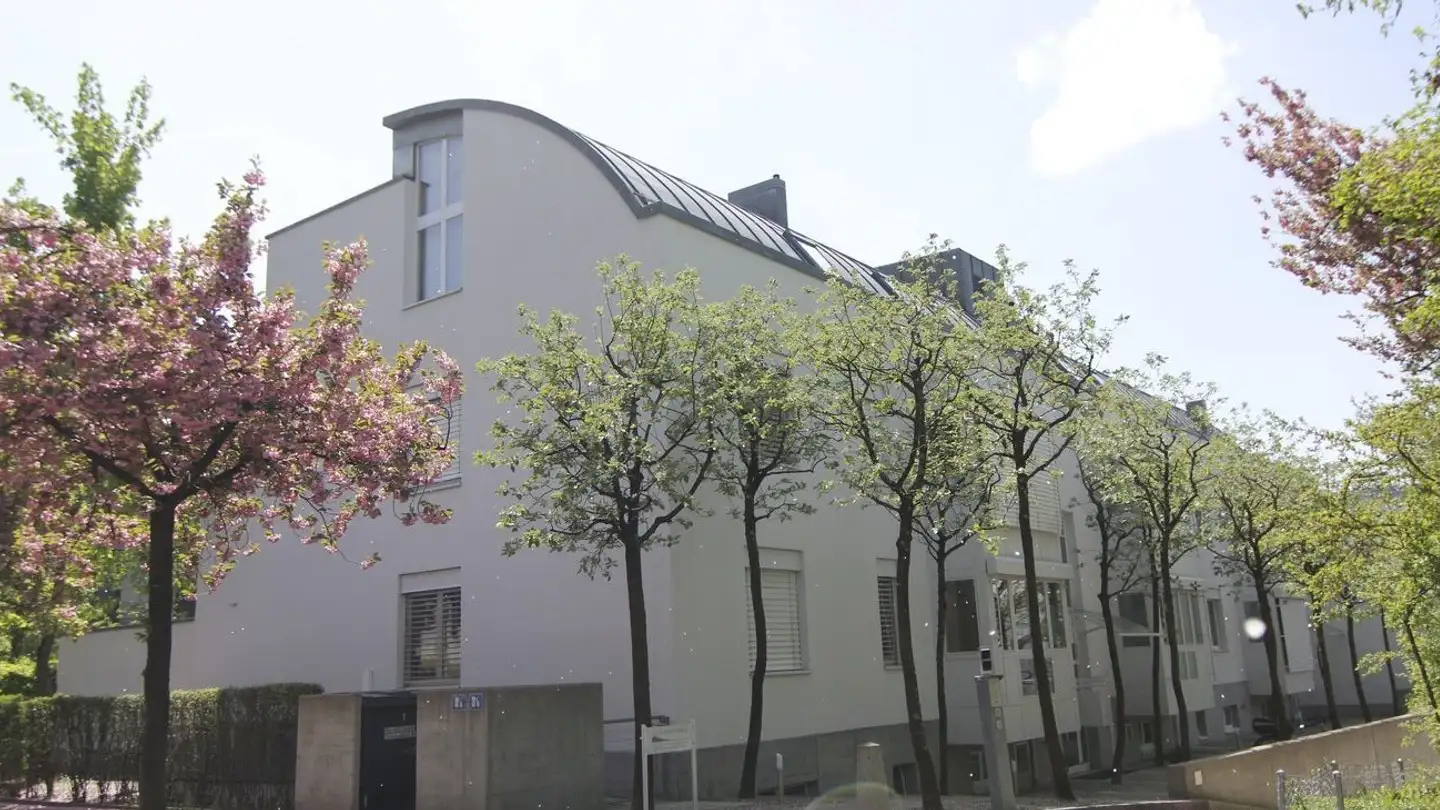 Place de parking souterraine à louer - Attenhoferstrasse 8a, 8032 Zürich