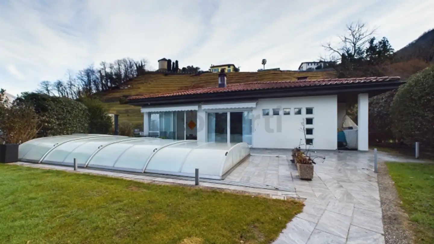 Villa in vendita - 6528 Camorino