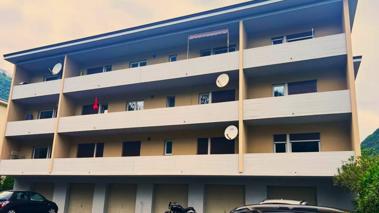 Residential building for sale - Via Al Ticino 4, 6703 Osogna