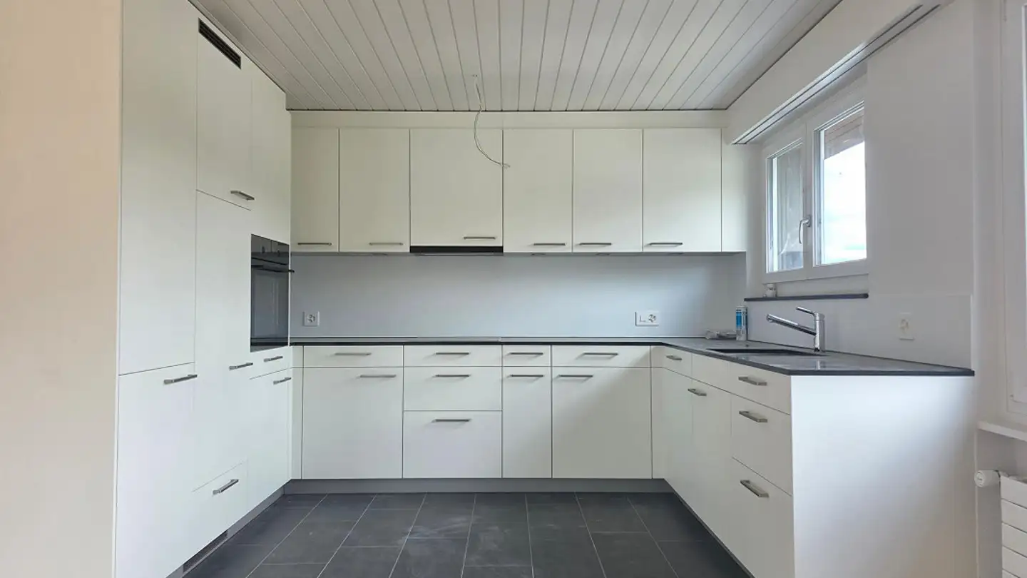 Wohnung mieten - Blümlisalpstrasse 1, 3634 Thierachern - Foto 2