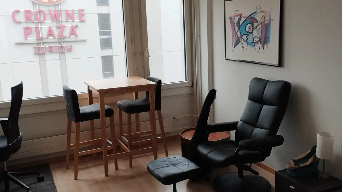 Appartement meublé à louer - Badenerstrasse 414, 8004 Zürich