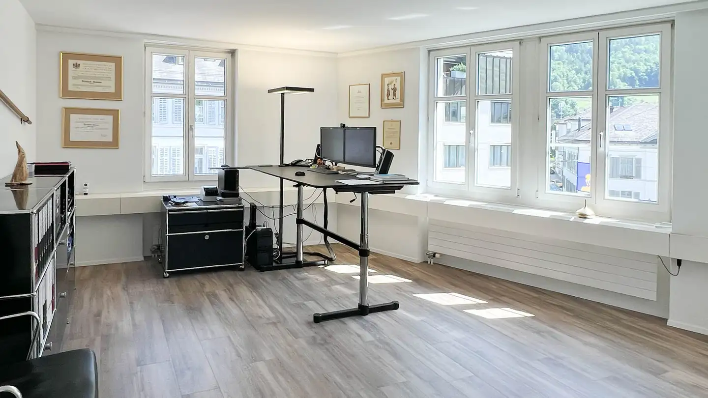 Spazio ufficio in affitto - Gemeindehausplatz 3, 8750 Glarus - Foto 3