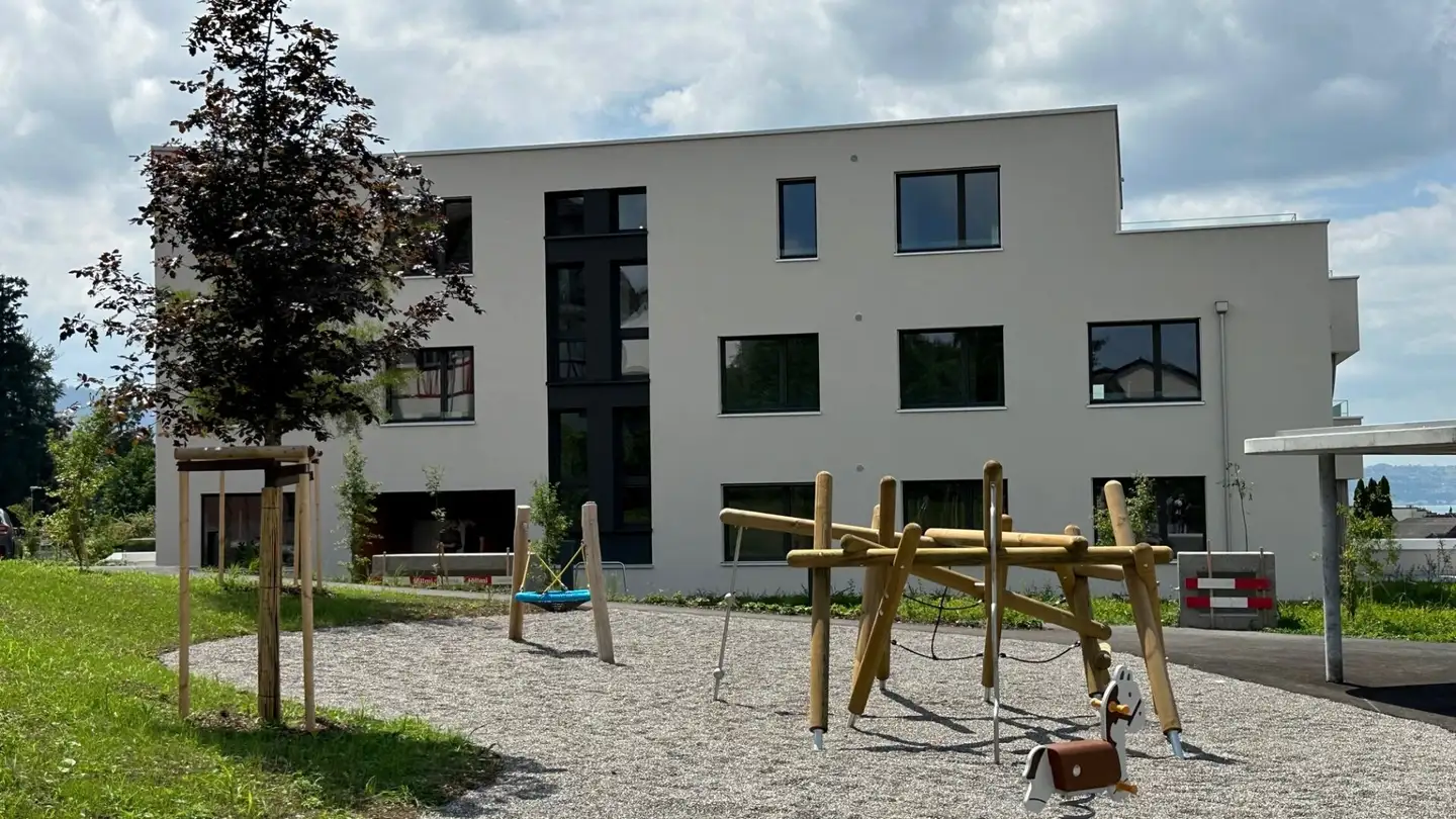 Appartamento in affitto - Meienbergstrasse, 8645 Jona