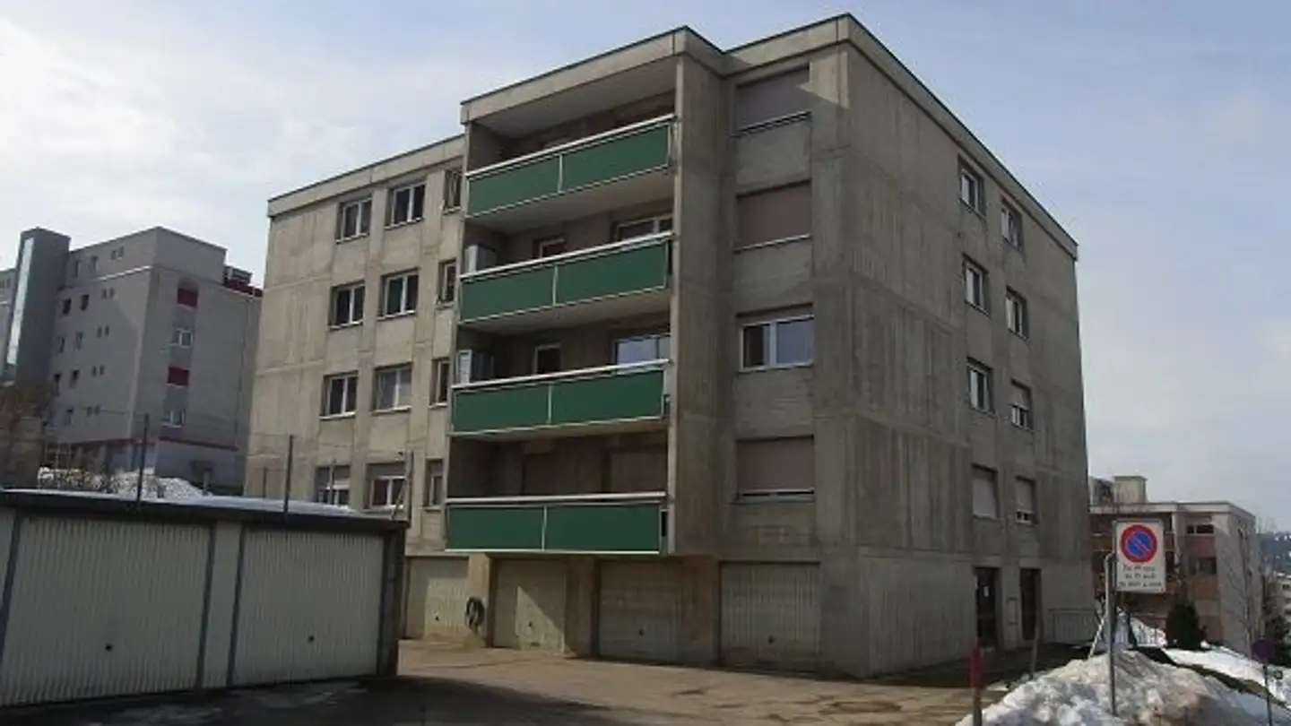 Parcheggio esterno in affitto - Rue du Chalet 8, 2300 La Chaux-de-Fonds