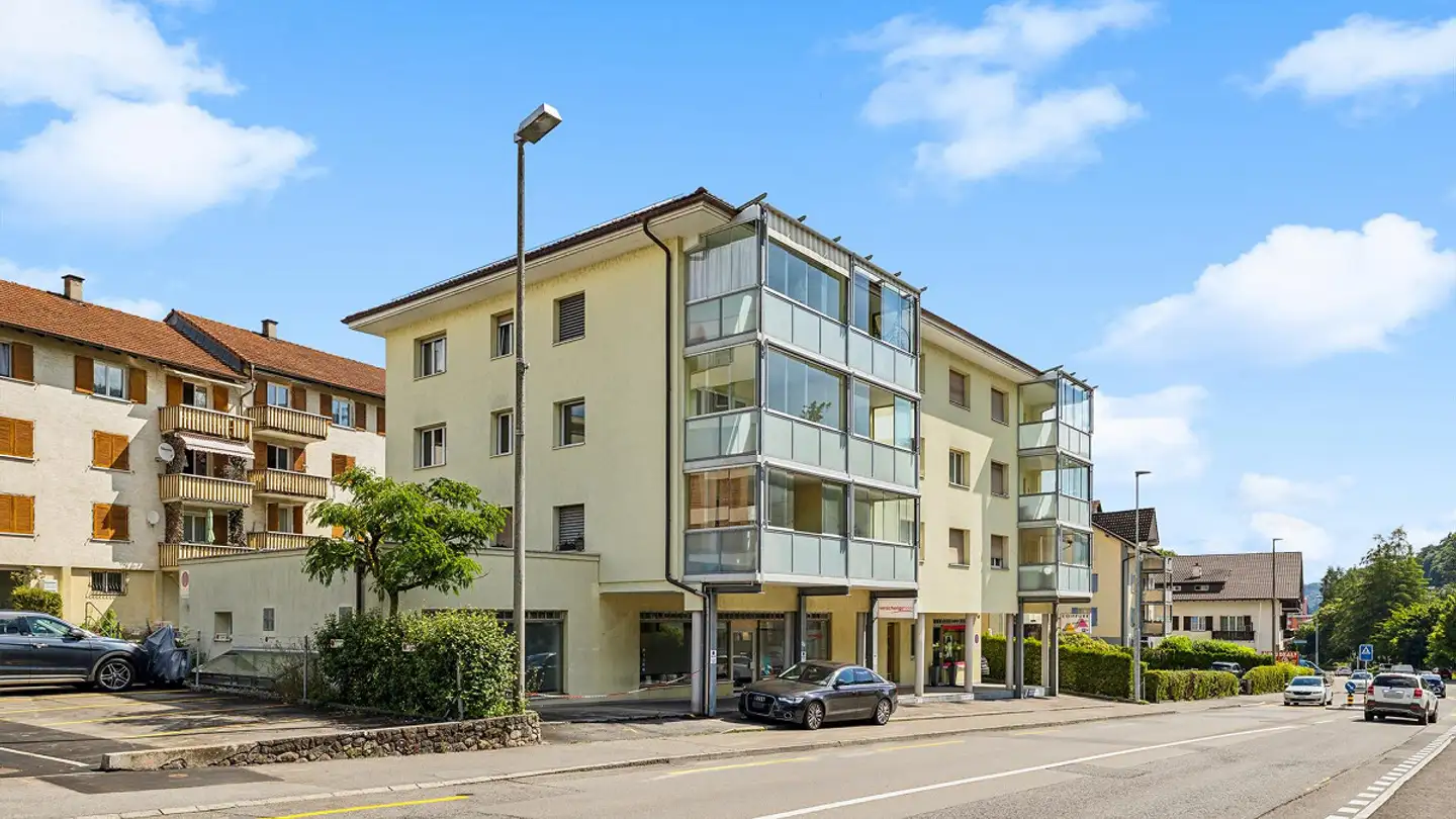 Commercial à louer - Luzernerstrasse 50, 6014 Luzern