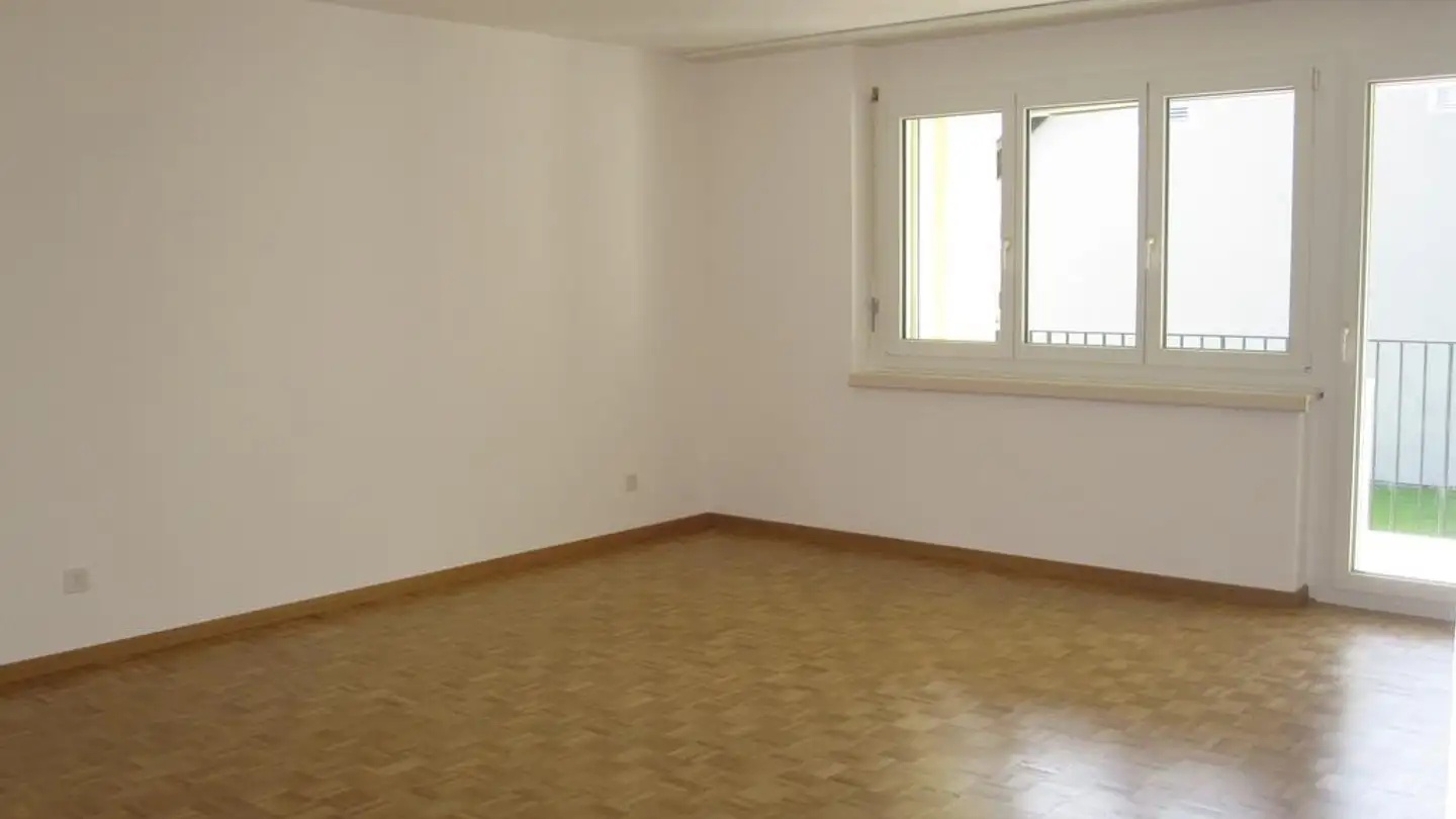 Appartement à louer - Krummibuckweg 12, 8157 Dielsdorf