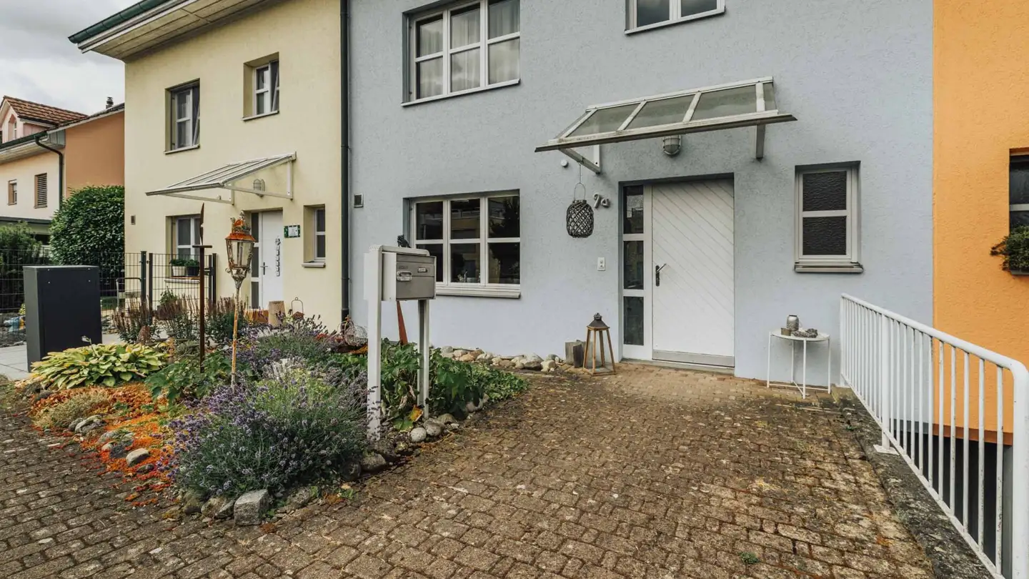 Casa a schiera in vendita - Friedhofstrasse 9a, 4912 Aarwangen - Photo 2