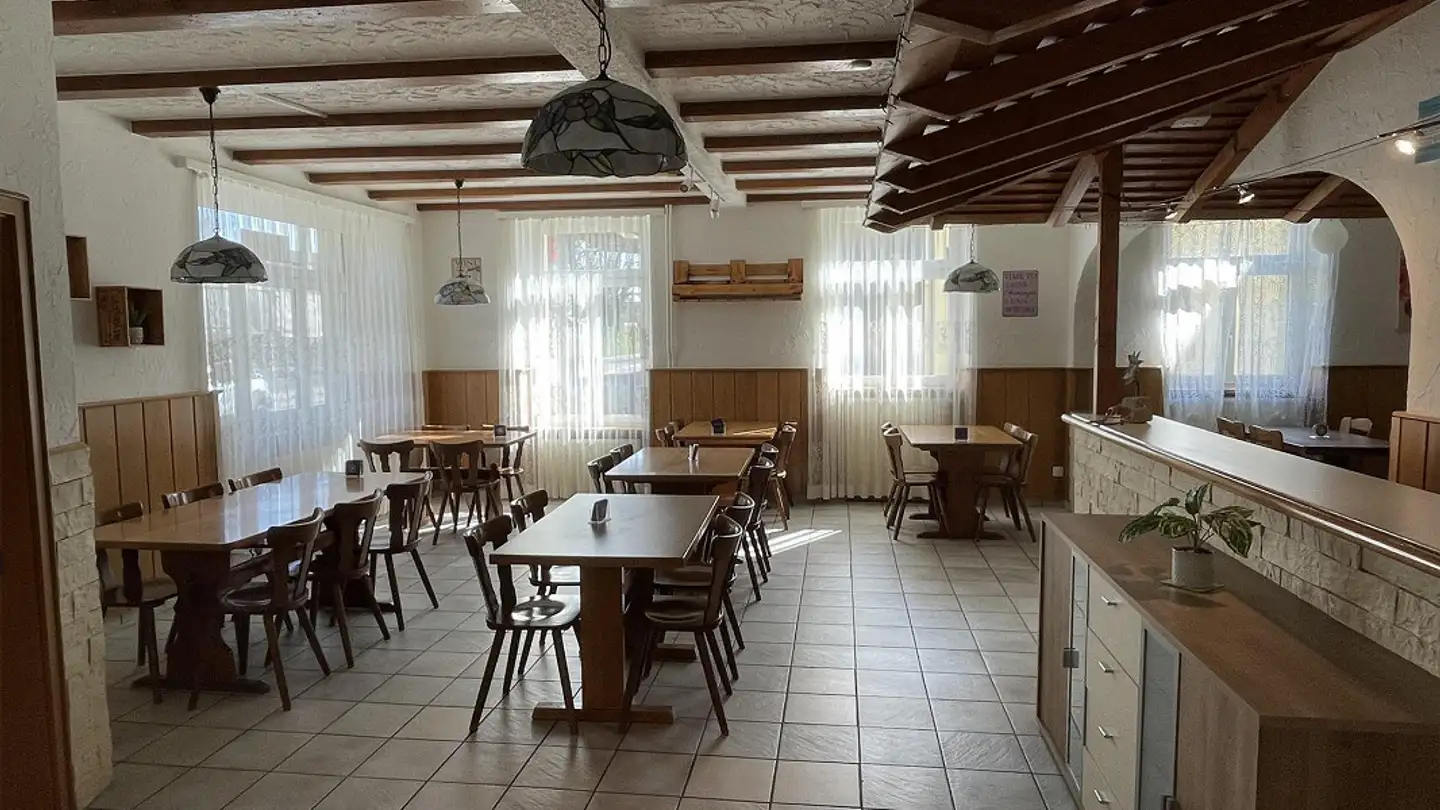 Restaurant for rent - Bahnhofstrasse 54, 5322 Koblenz - Photo 2