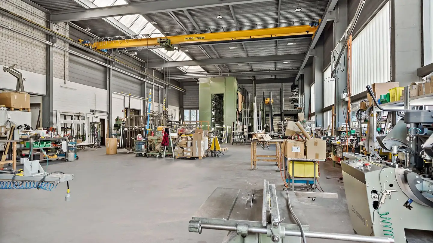 Immeuble industriel à louer - Allmendstrasse 22, 6048 Horw