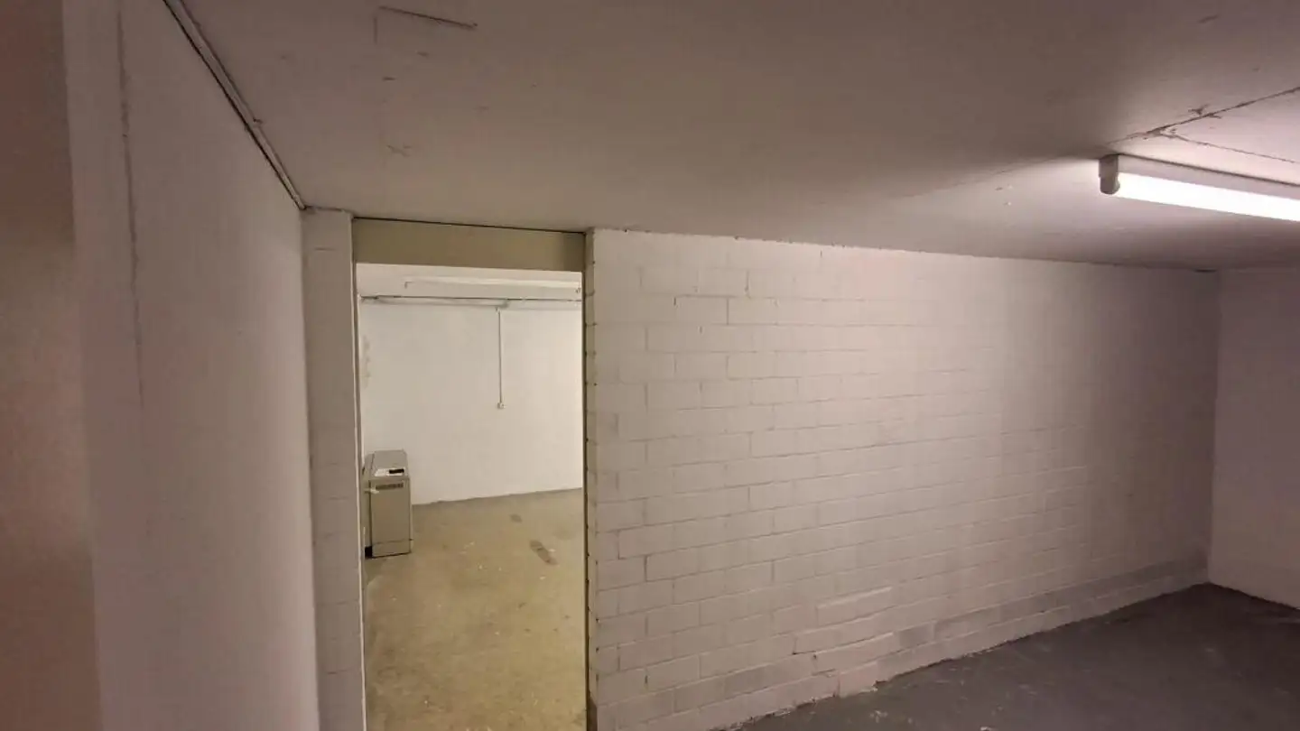 Workshop for rent - Bahnhofstrasse 15, 4133 Pratteln