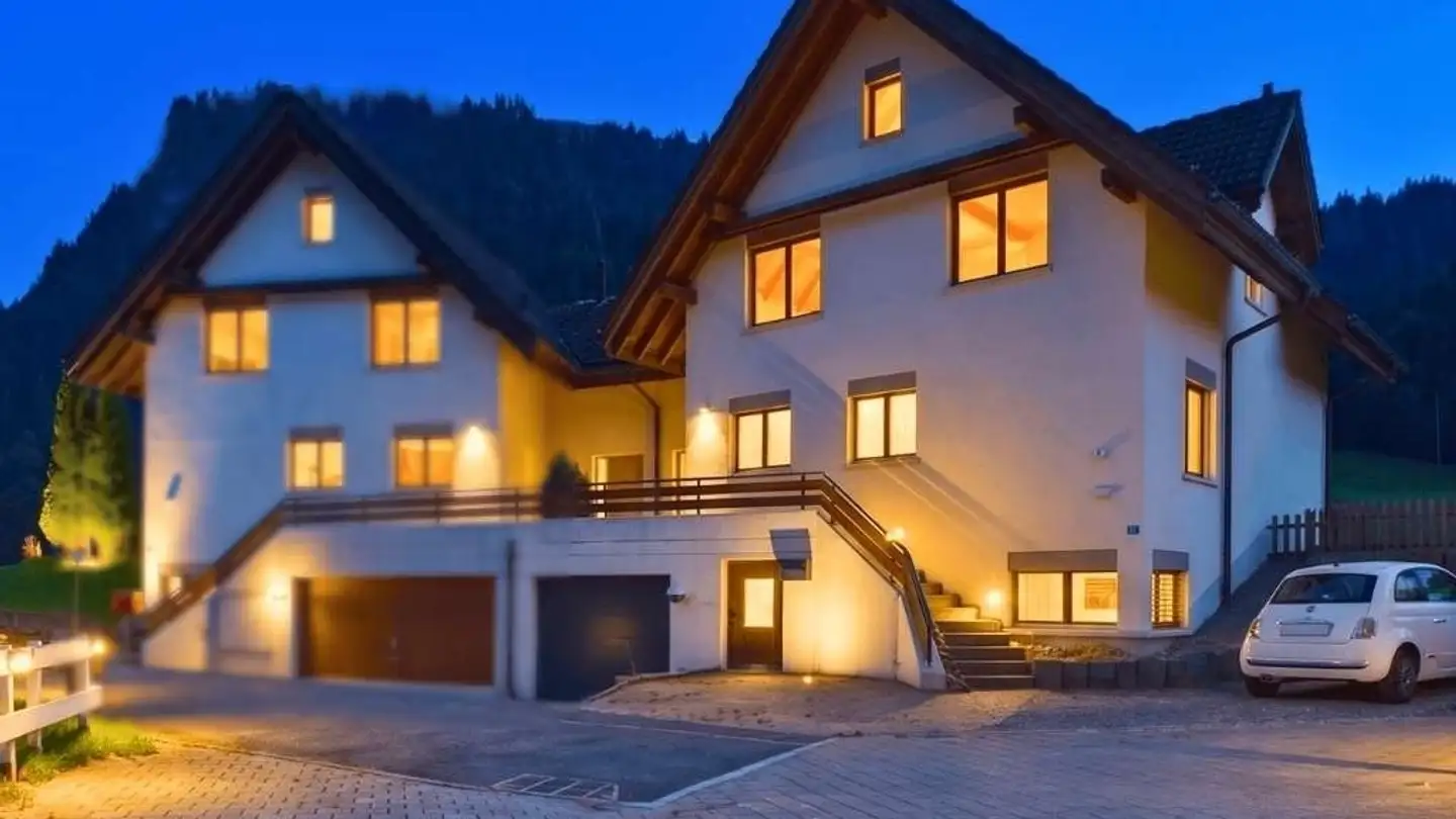 Casa bifamiliare in vendita - Quellenweg 37, 8845 Studen SZ