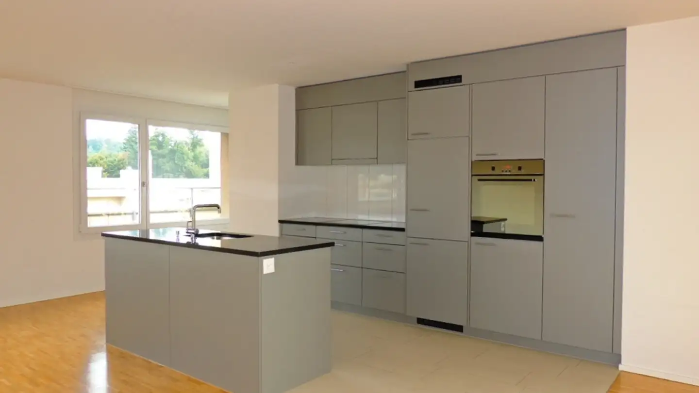 Attique à louer - Gschwaderstrasse 52, 8610 Uster - Photo 2