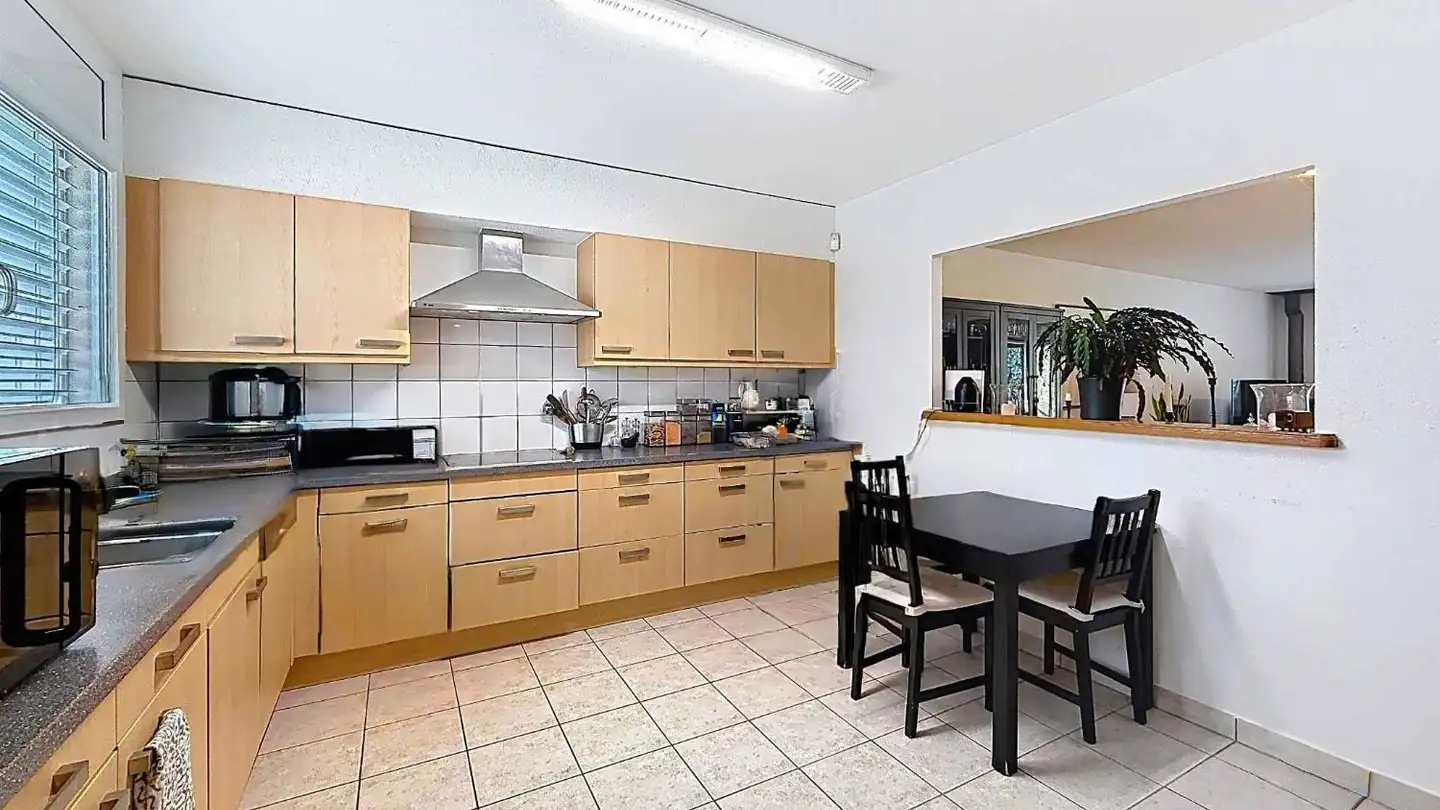 Semi-detached house for sale - 1295 Mies - Photo 4