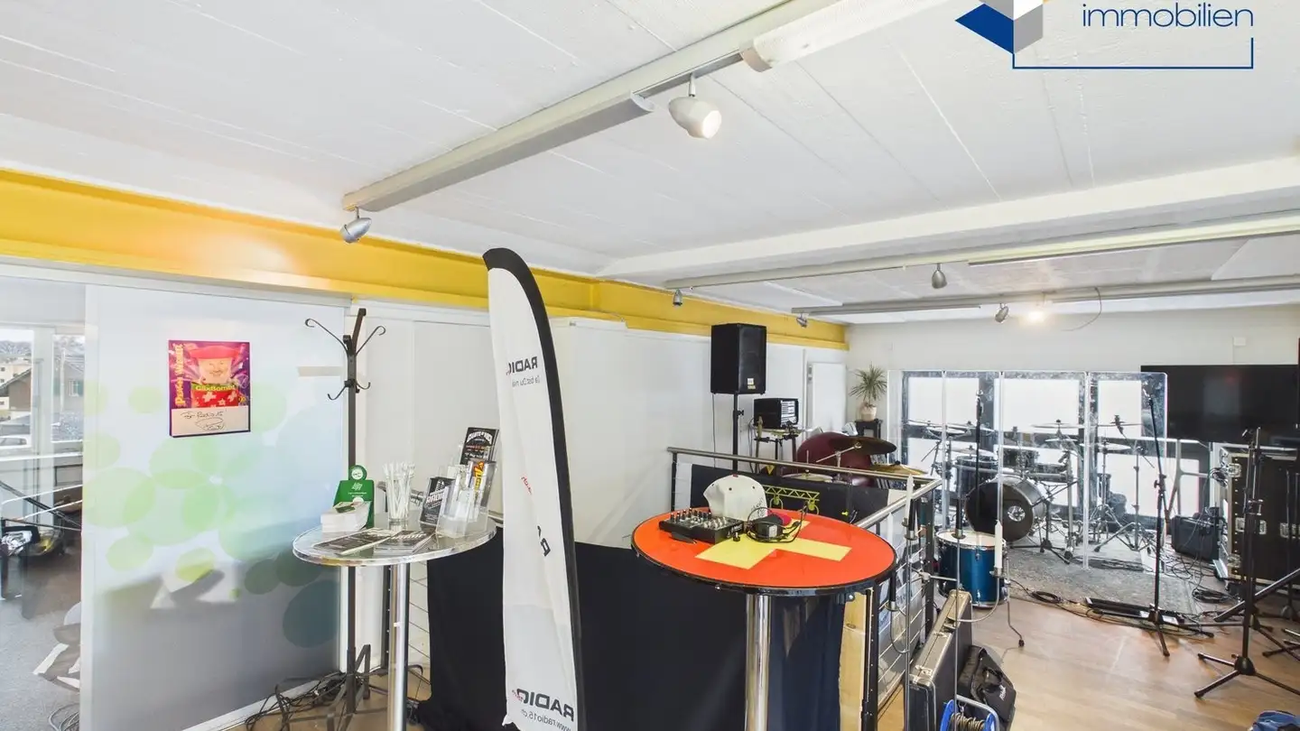 Commercial à louer - Breitistrasse 27, 8623 Wetzikon ZH - Photo 4