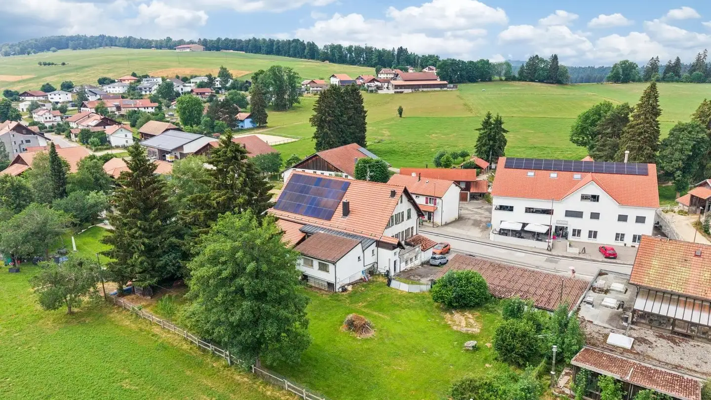 Maison individuelle à vendre - 2718 Lajoux JU