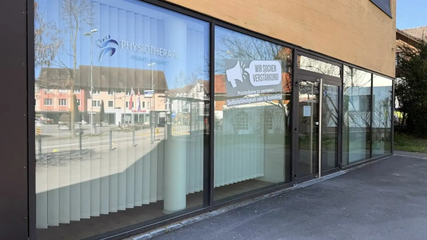 Arztpraxis mieten - Mitteldorfstrasse 2, 5612 Villmergen - Foto 2