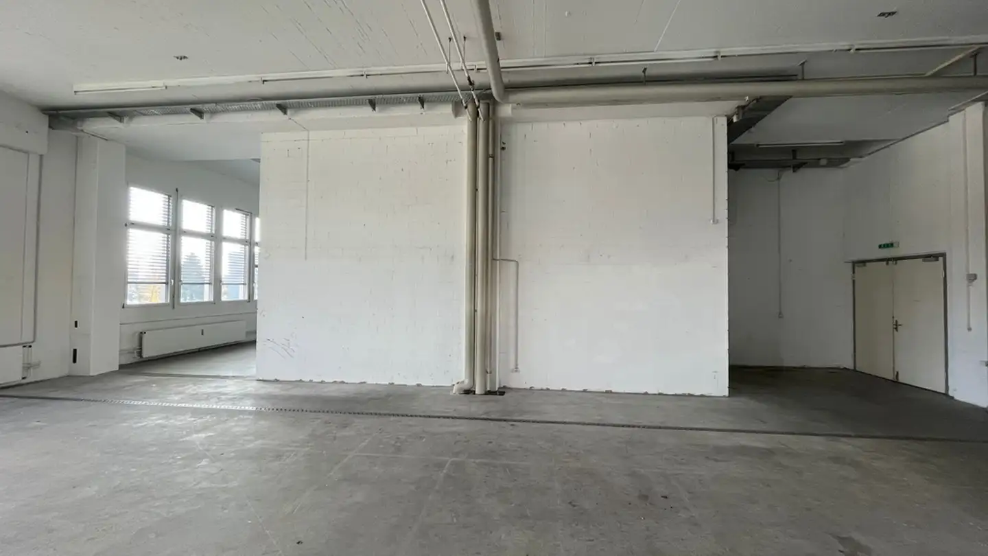 Gewerbe mieten - Chriesbaumstrasse 2, 8604 Volketswil - Foto 3