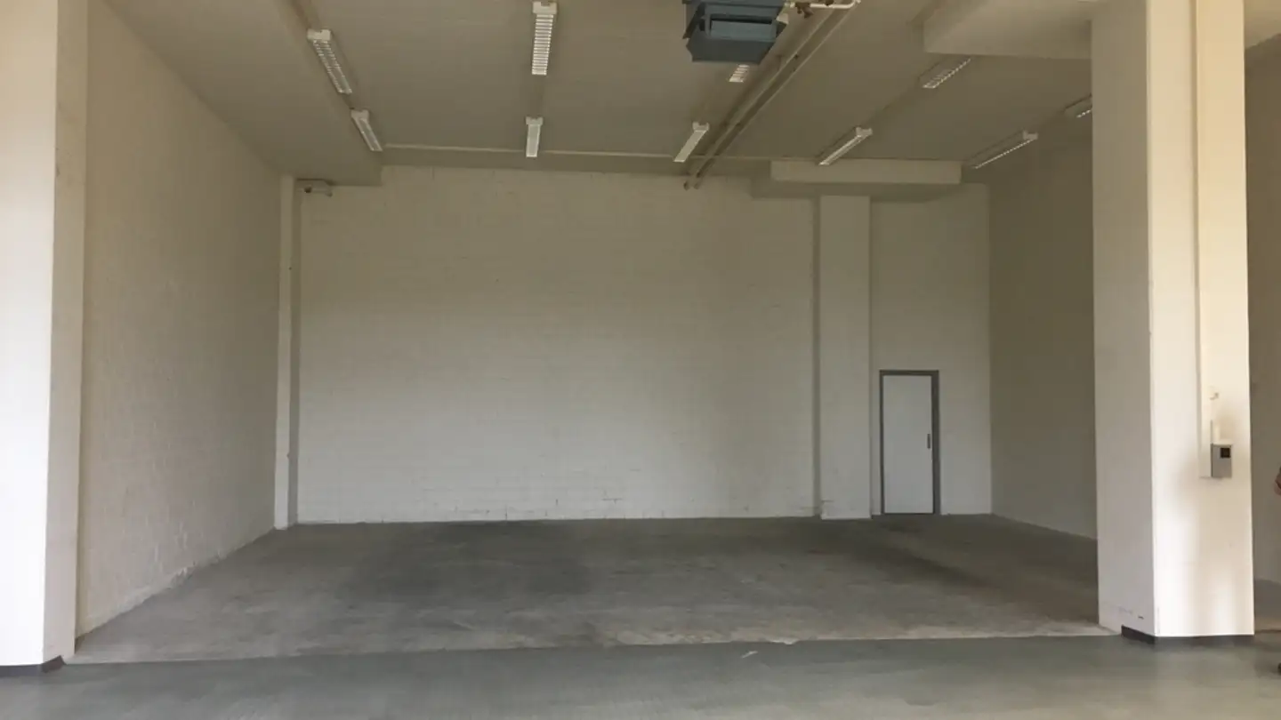 Gewerbe mieten - Chriesbaumstrasse 2, 8604 Volketswil - Foto 4