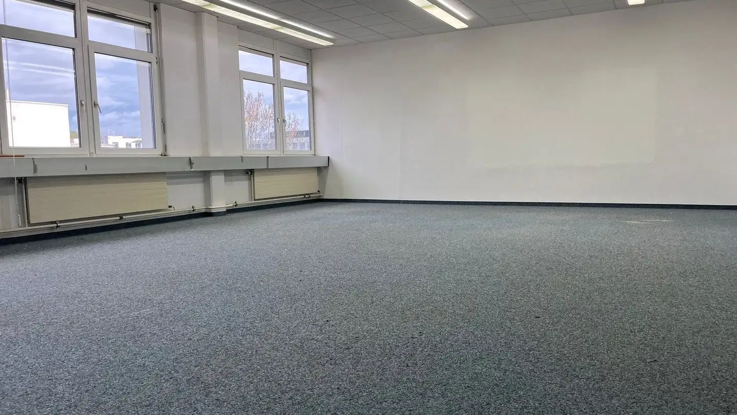 Spazio ufficio in affitto - Allmendstrasse 19, 8320 Fehraltorf - Photo 2