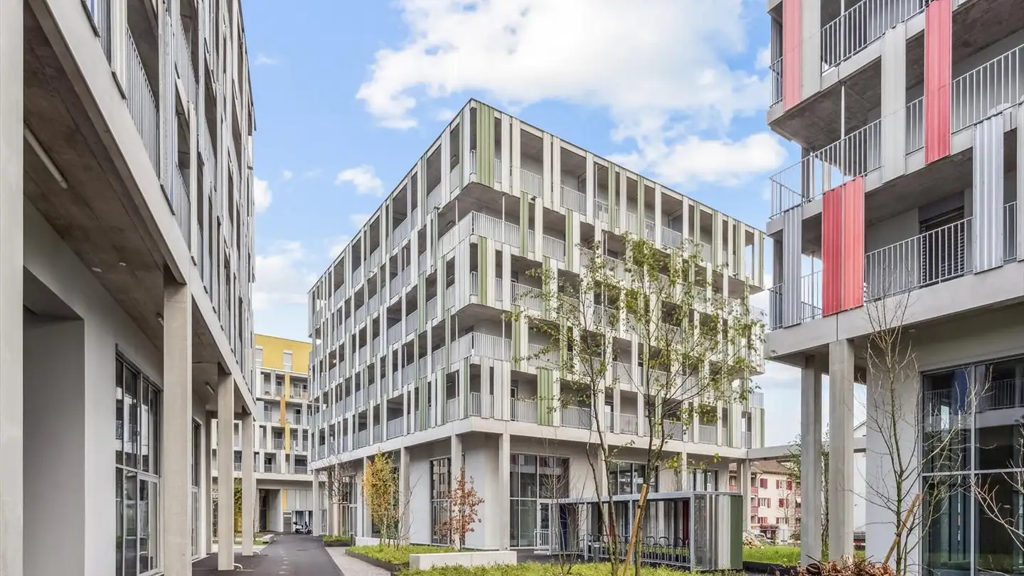 Parcheggio sotterraneo in affitto - Hofackerstrasse 12a, 4132 Muttenz