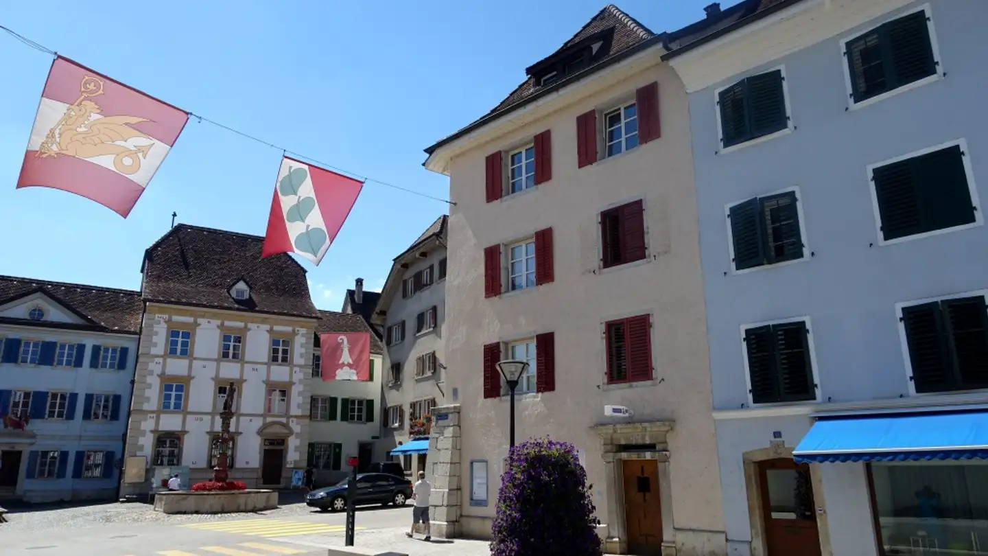 Appartamento in affitto - Rue Du 23-Juin 48, 2800 Delémont - Photo 2