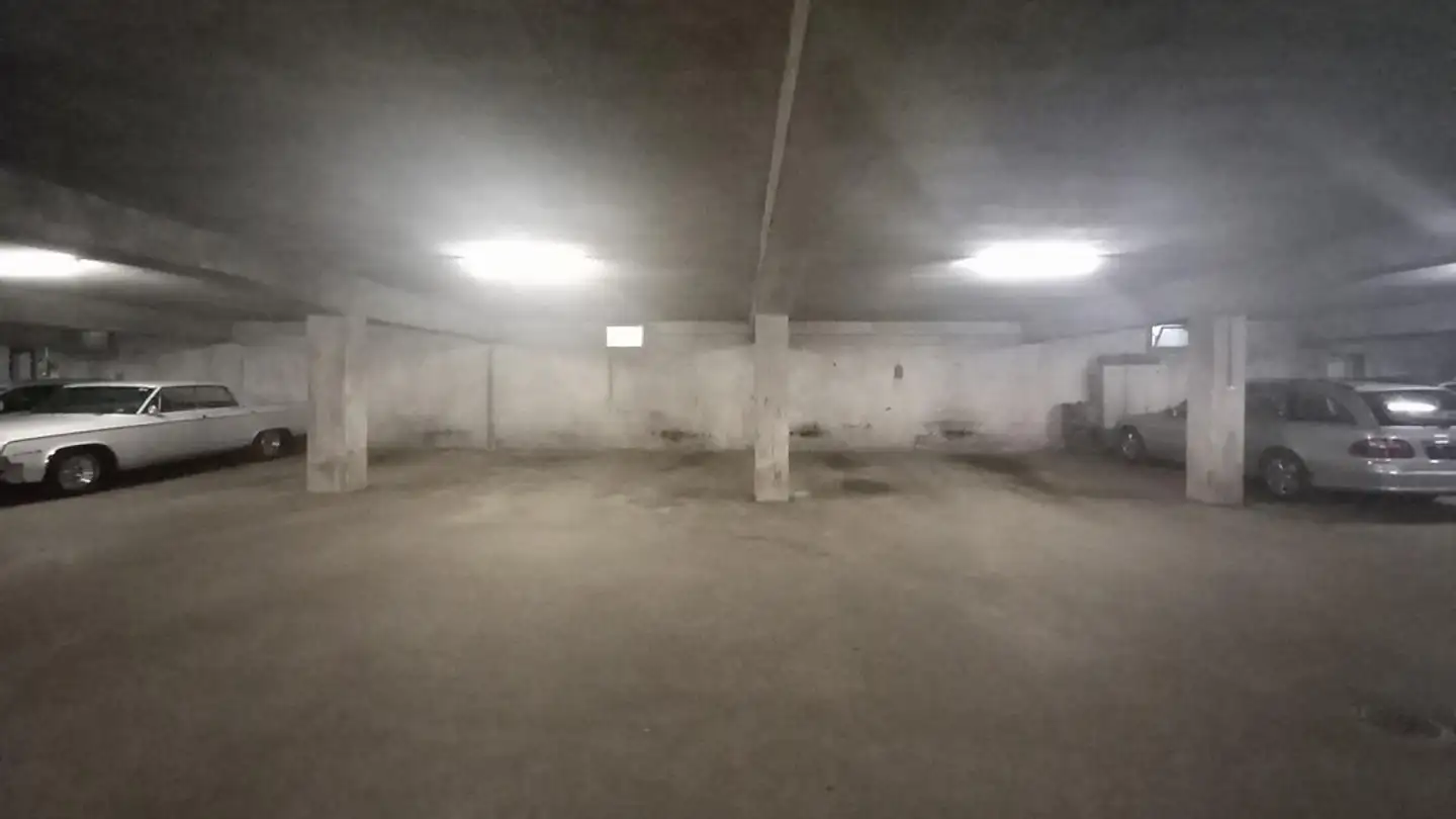 Underground parking space for rent - Neuhausweg 21, 3027 Bern