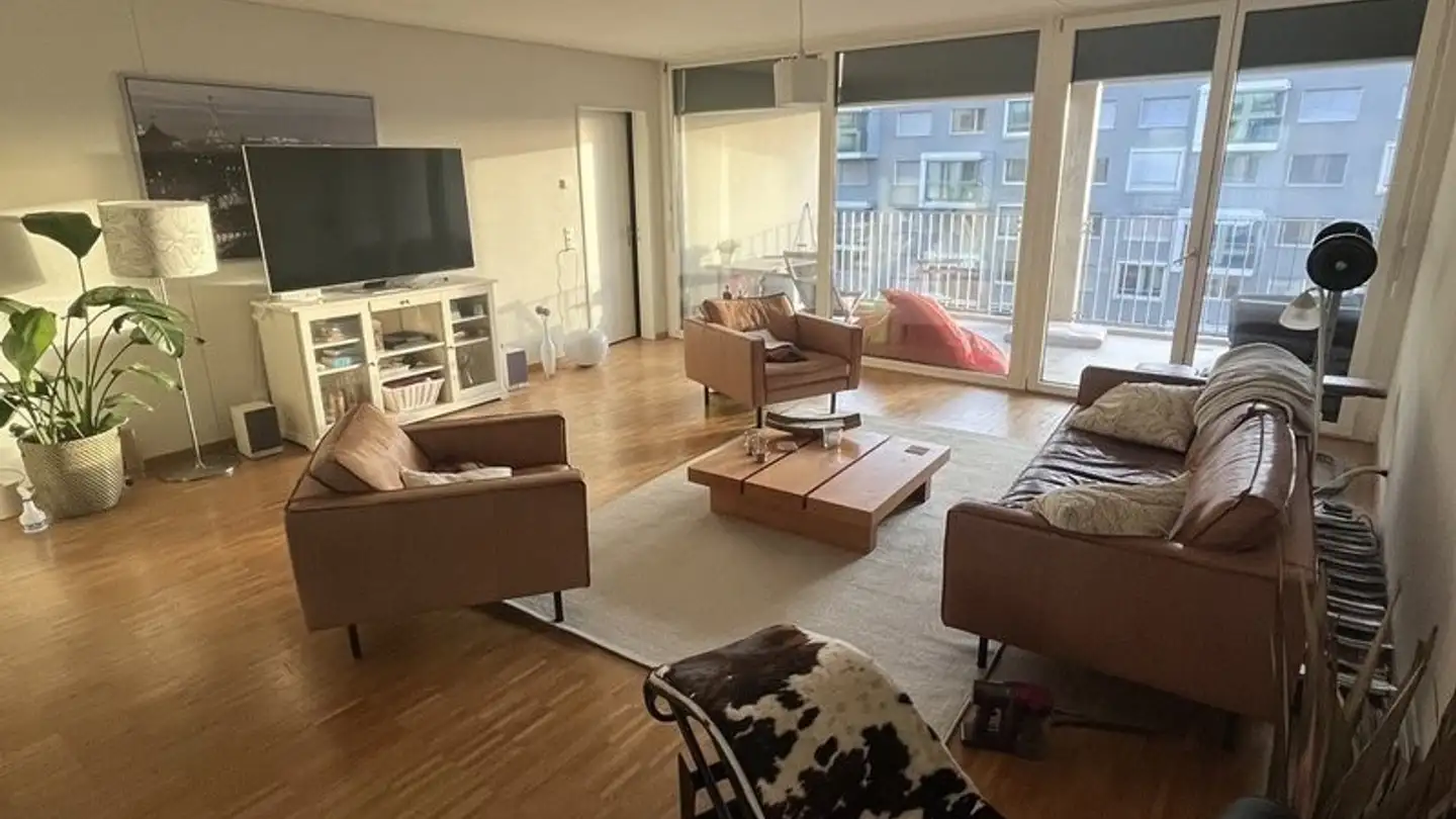 Zimmer mieten - Hagenholzstrasse 70, 8050 Zürich