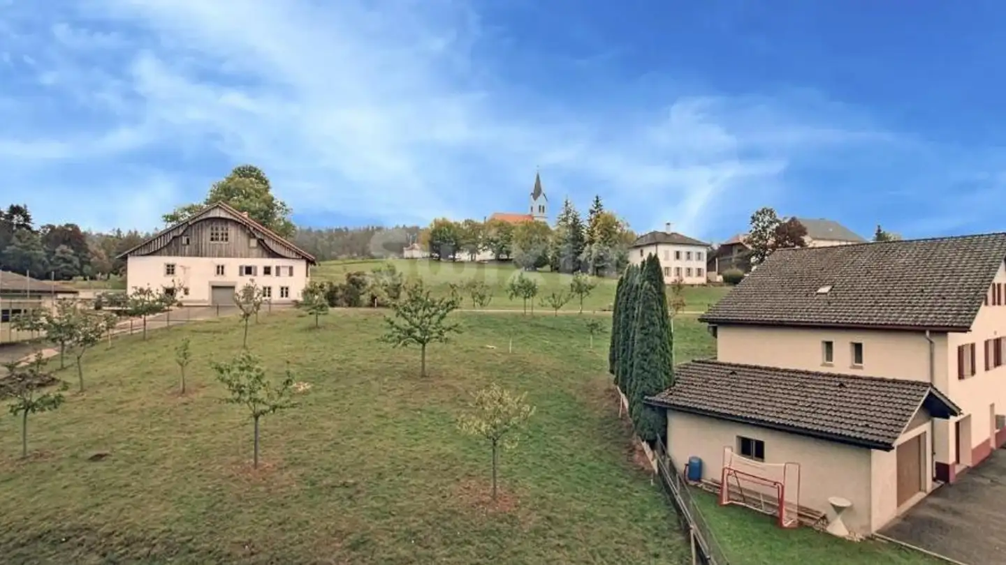 Single house for sale - 2333 La Ferrière