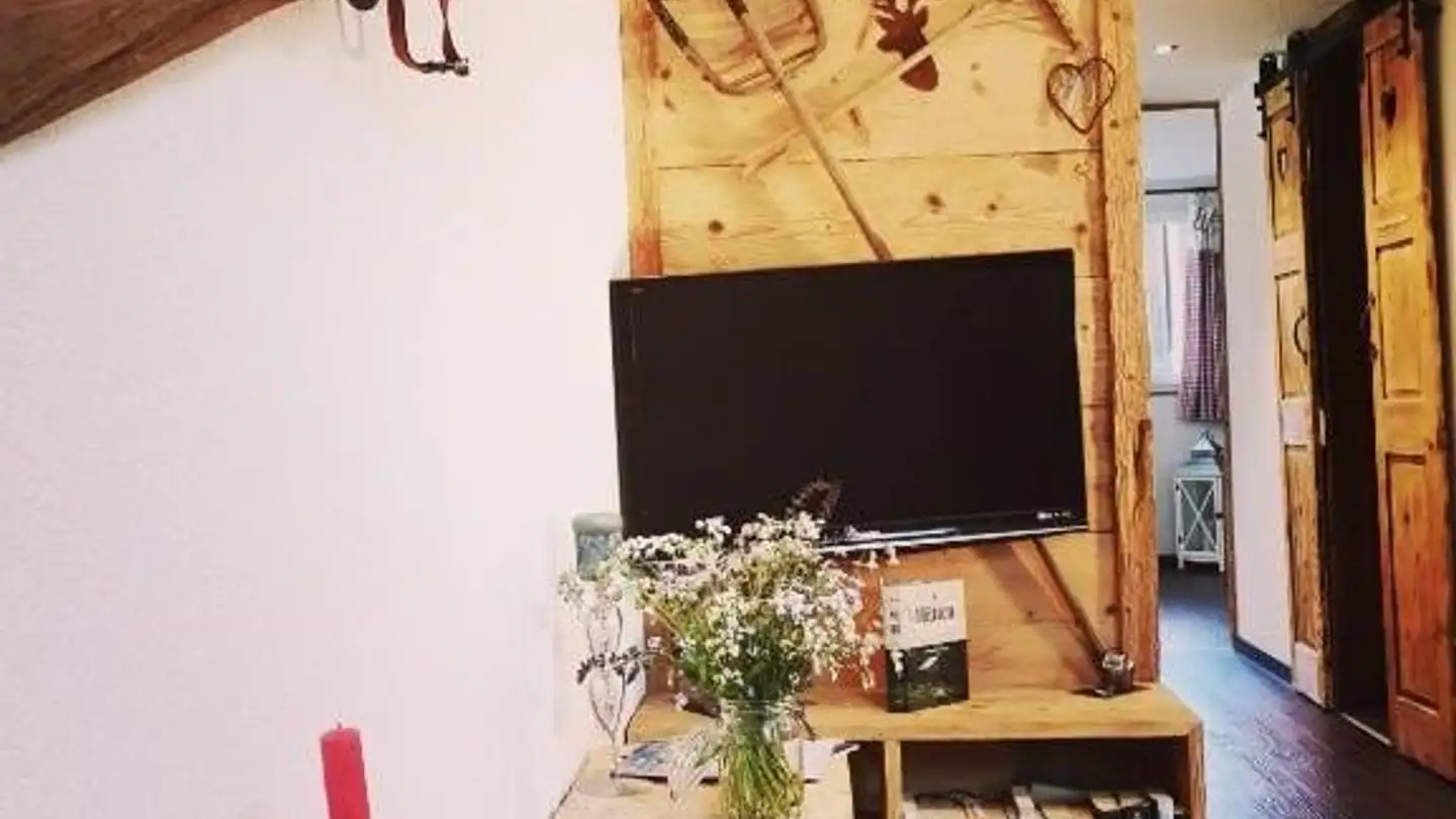 Appartement meublé à louer - Kürze 3, 3773 Matten (St. Stephan) - Photo 3