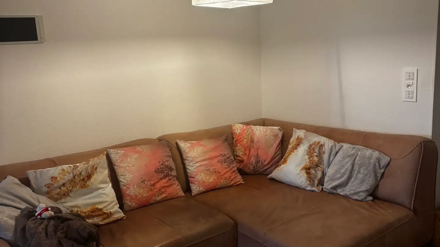 Single room for rent - Rue des Troncs, 2000 Neuchâtel