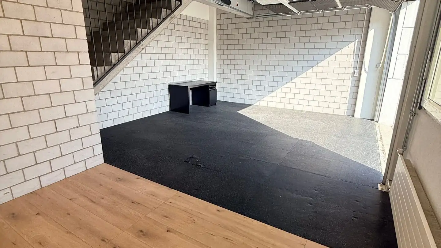 Hobby room for rent - Via Ai Prati 1, 6930 Bedano - Photo 2