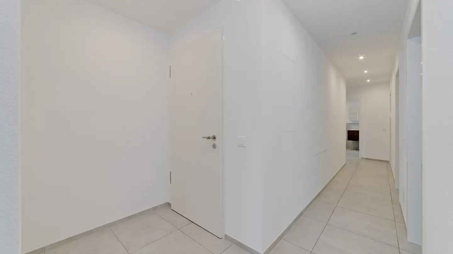 Appartement à louer - 6582 Pianezzo - Photo 4