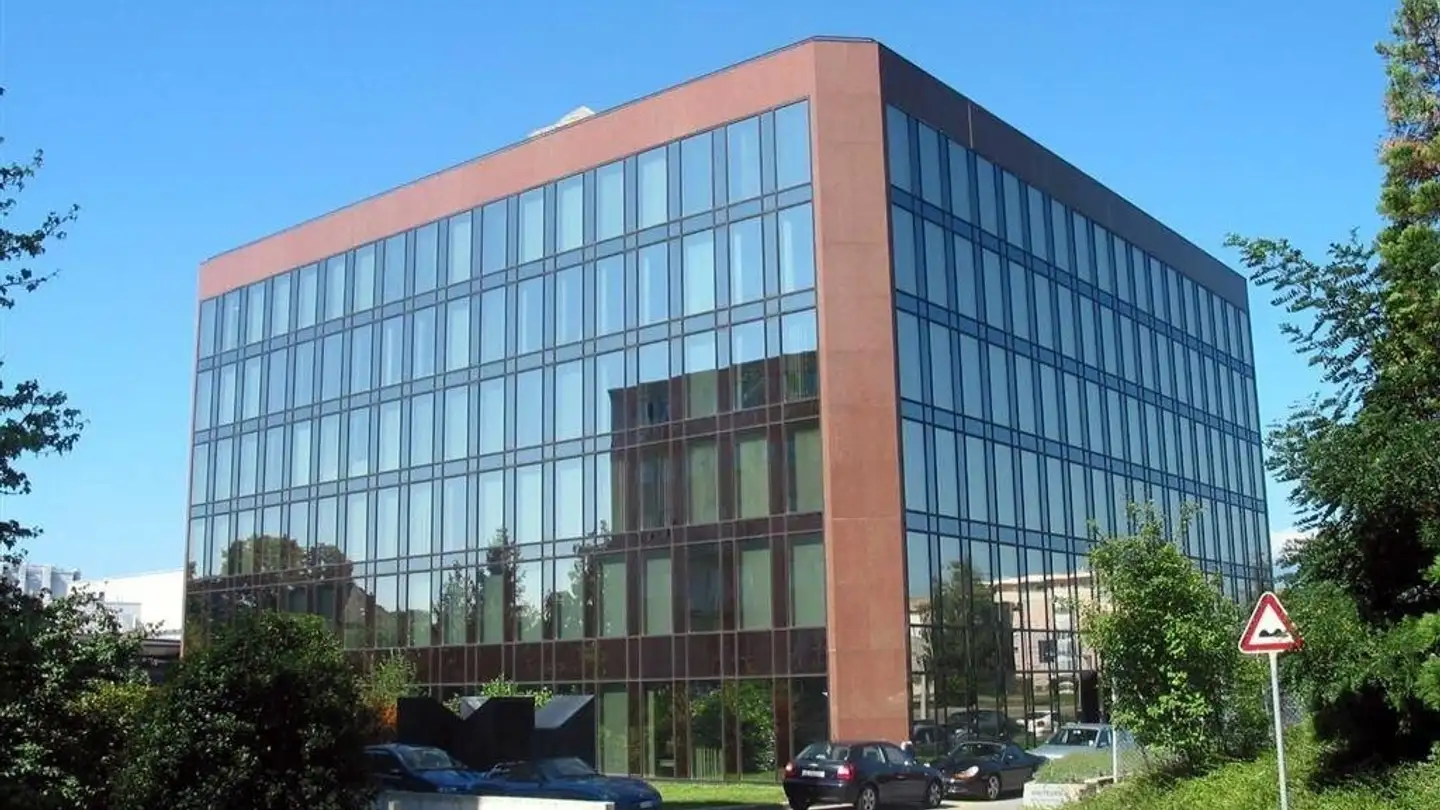 Single garage for rent - Avenue Louis- Casaï 18, 1209 Genève