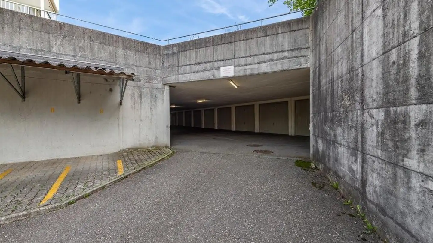 Parcheggio sotterraneo in affitto - Frohdörfli, 5034 Suhr