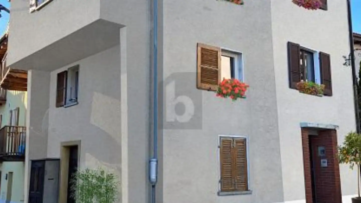 Single house for sale - 6939 Arosio