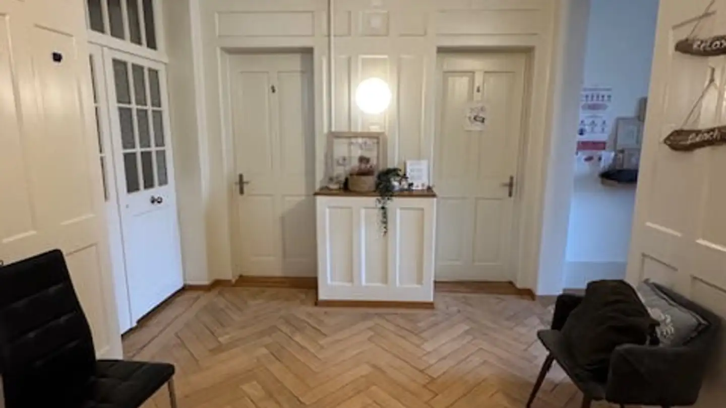 Geschäft mieten - Rue De La Gare 4, 2710 Tavannes