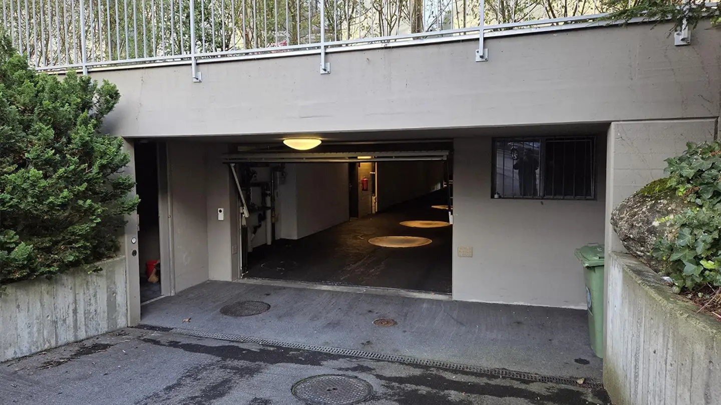 Tiefgaragenstellplatz mieten - Guggistrasse 12a, 6005 Luzern - Foto 4