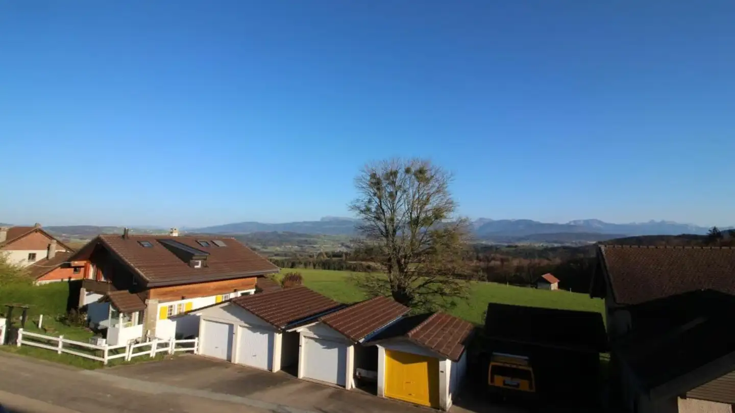 Apartment for rent - Chemin De La Bioleyres 8, 1078 Essertes - Photo 3