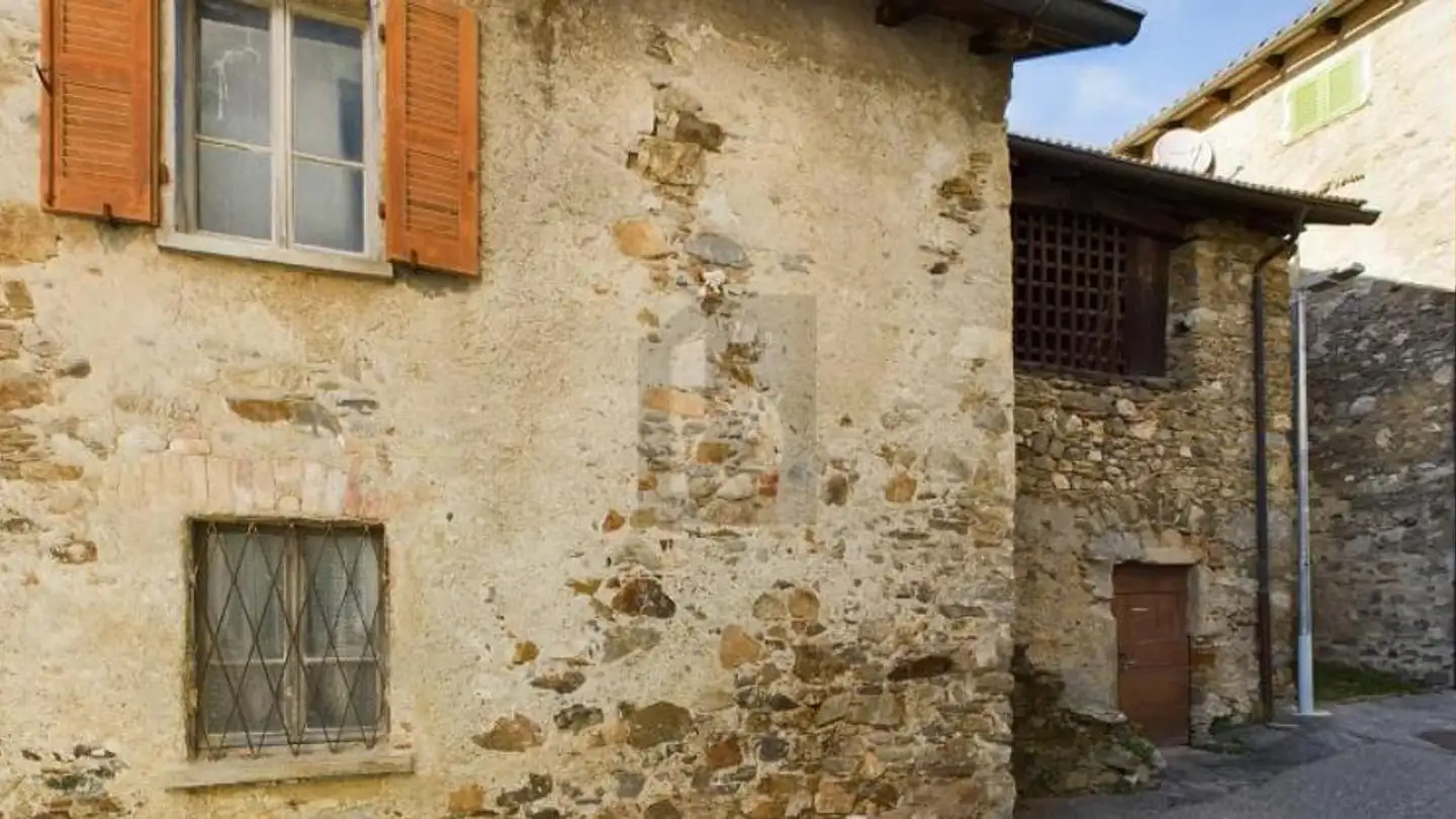 Single house for sale - 6939 Arosio - Photo 2